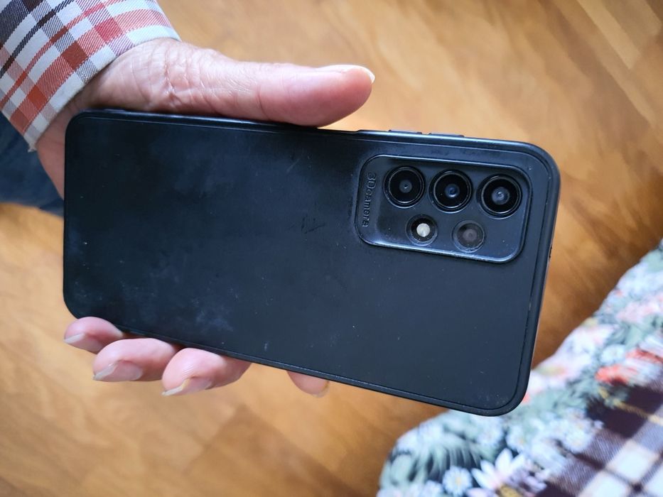 Smartphone Samsung A13 como novo