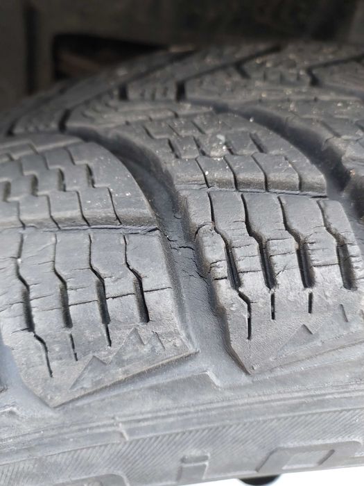 Продам ниву 2121