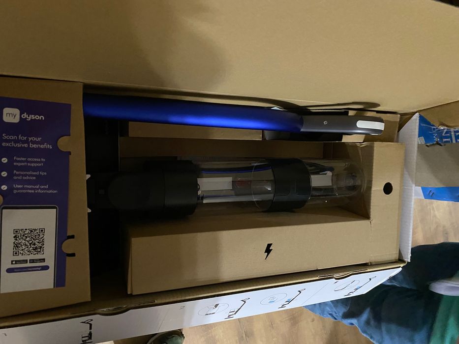 Aspirador Vertical DYSON WASHg1 - Novo c/garantia