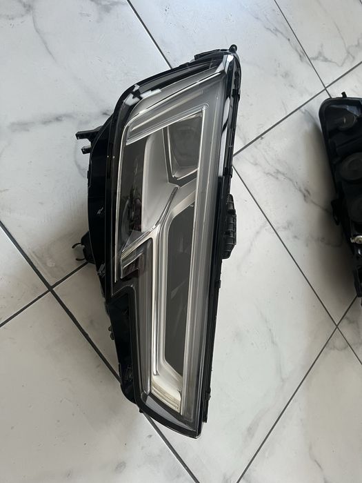 Фара права Audi A4/S4 B9 (2016-2019)