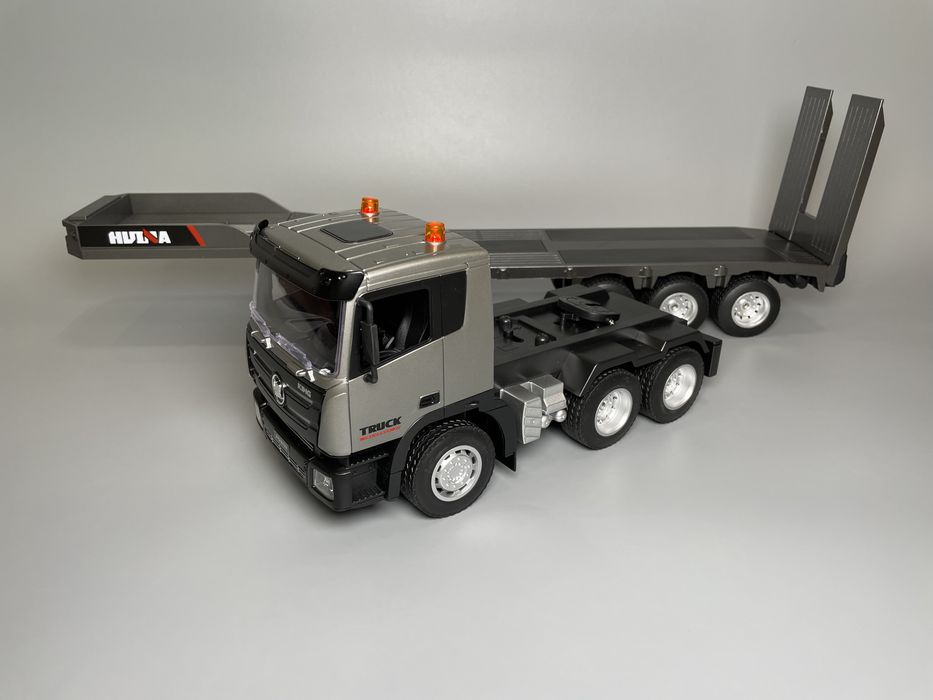 Радиоуправляемая машинка на радиоуправлении на радіокеруванні грузовик