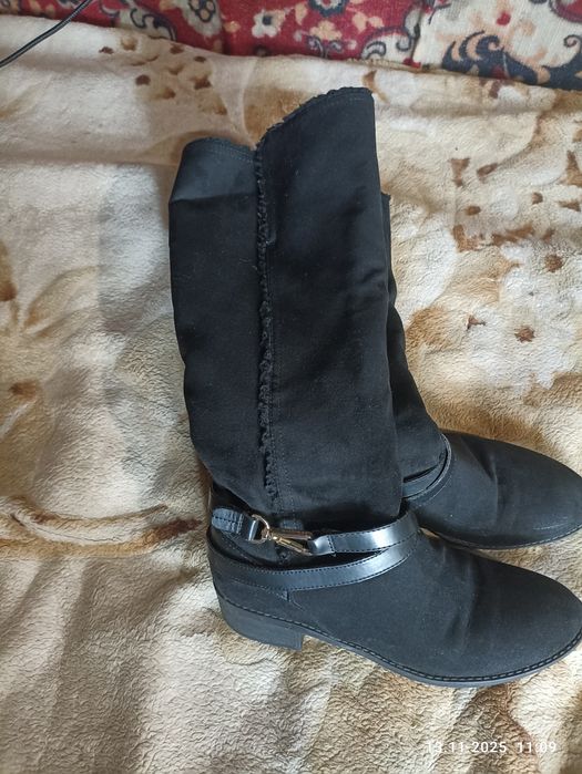 Продам сапоги женские обувь
