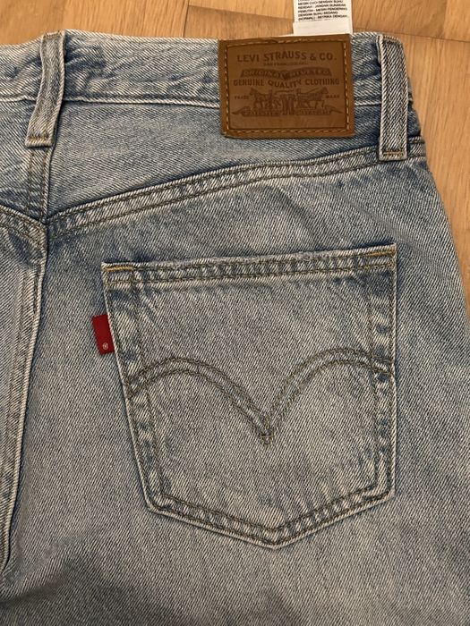 Джинсы Levis (high loose taper)