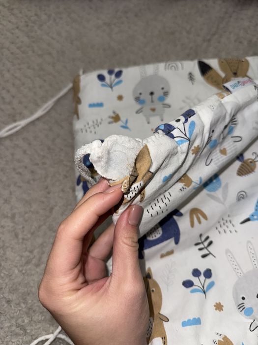 Бортик в дитяче ліжко