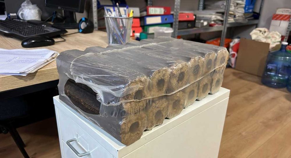 Брикети для опалення вугілля пелети