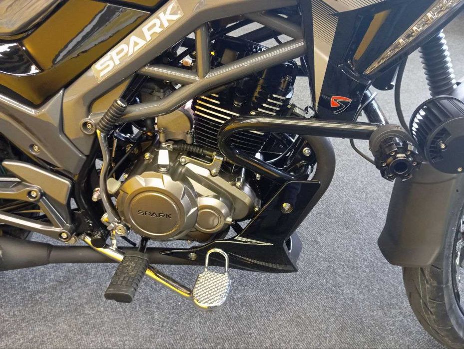 Мотоцикл SPARK SP200R-34