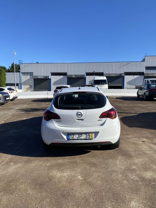Opel Astra 2010 1.7 CTDI