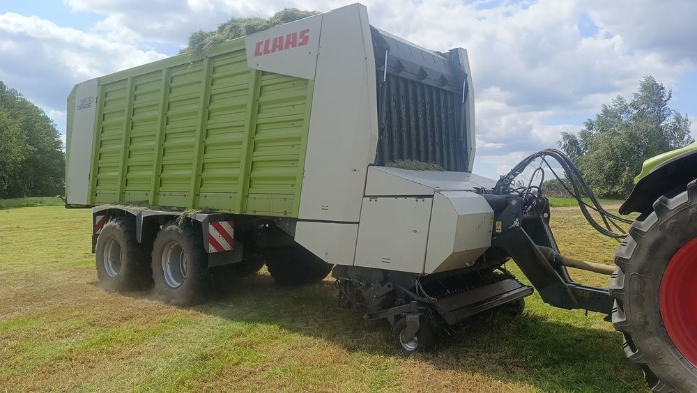 Przyczepa samozbierająca Claas Cargos 9500
