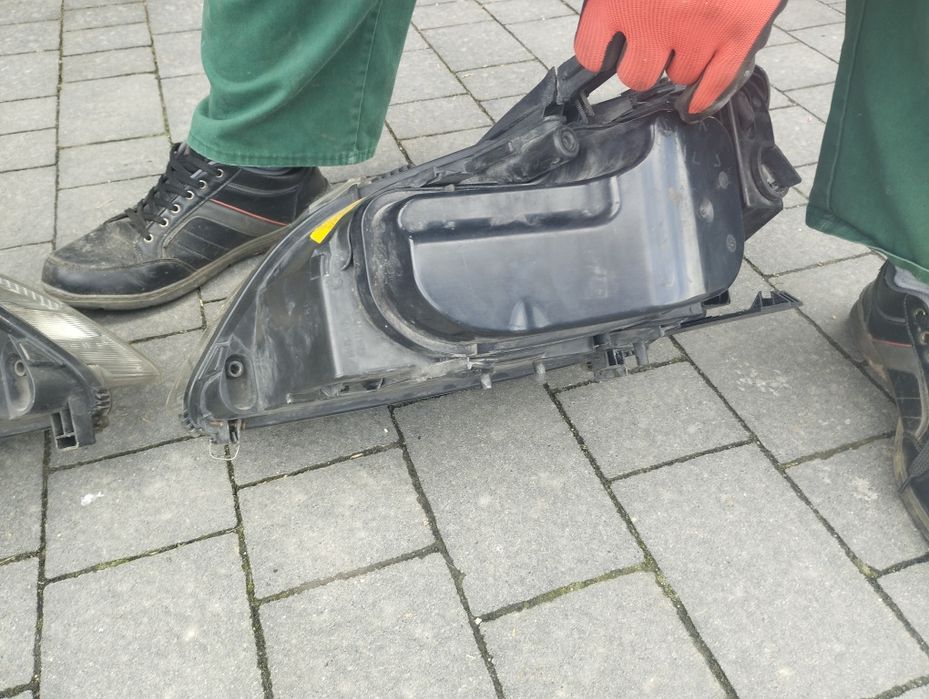 Lampa lewa i prawa Ford c Max