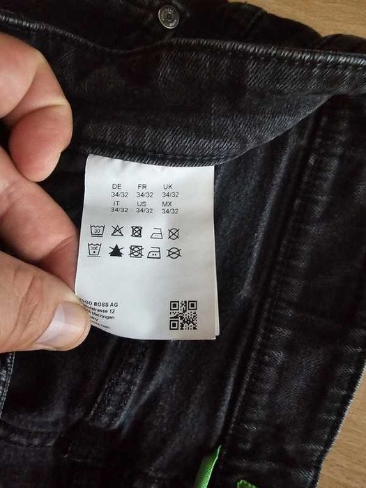 Spodnie jeansowe Hugo Boss C-Deleware W34 L32 czarne