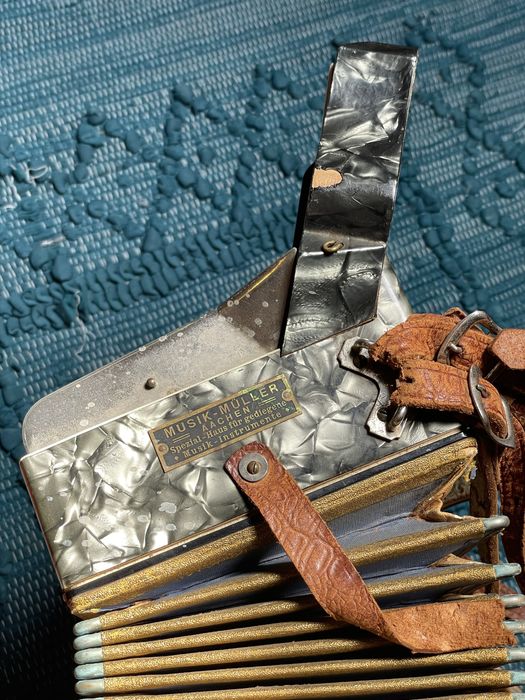 Acordeão Antigo Galotta