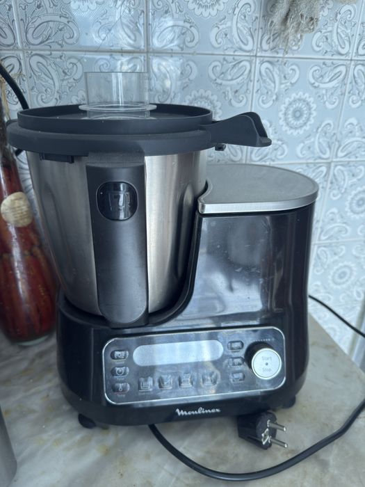 Roubo de cozinha Moulinex