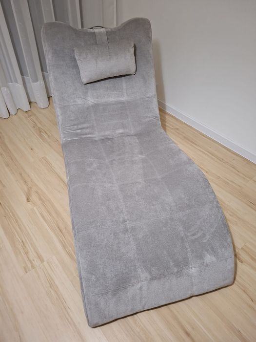 Szezlong / leżanka tapicerowana z poduszką – nowoczesny design