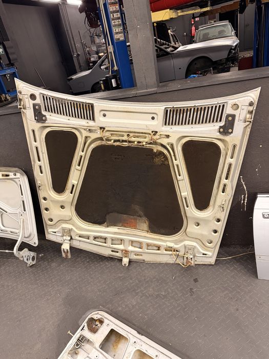 Maska pokrywa silnika BMW E24 635CSi 628CSi CS1 srebrna wysyłka Warsza