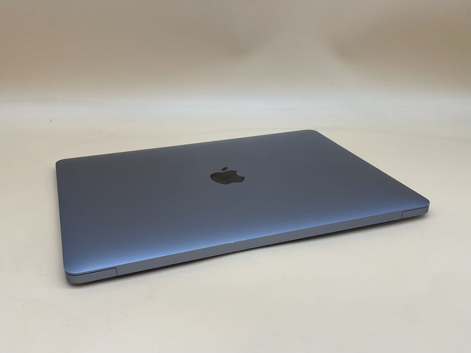 Macbook air 2018 i5 батарея 115 циклів