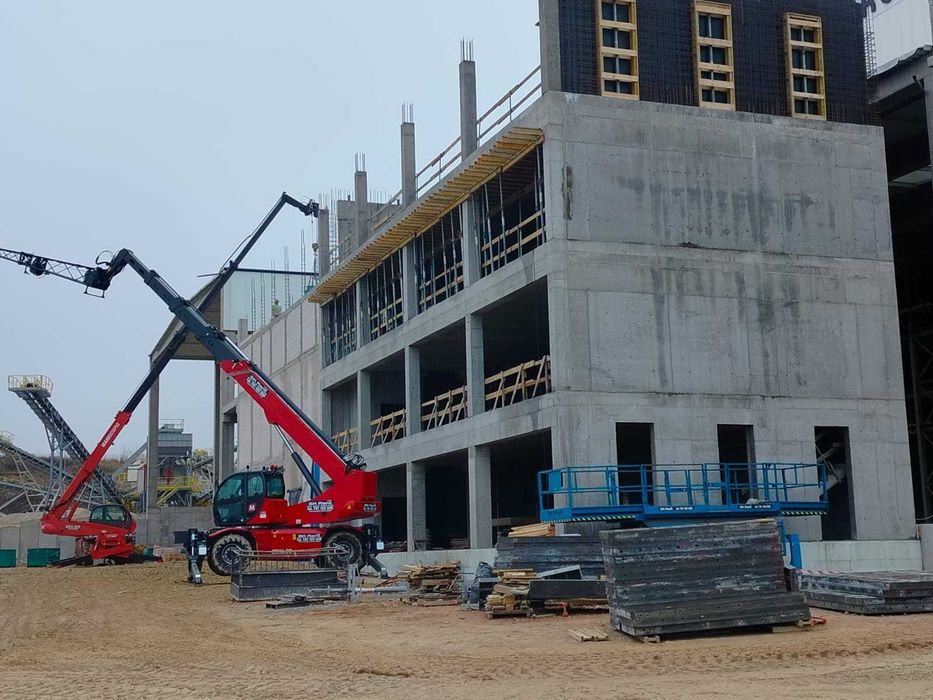 Ładowarka 30m  6ton wynajem usługi Łódź