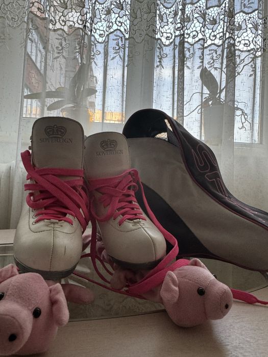 Ковзани розмір 38