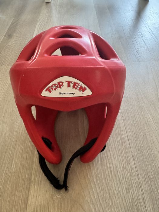 Vendo capacete Top Ten Avangard oficial de competição WAKO