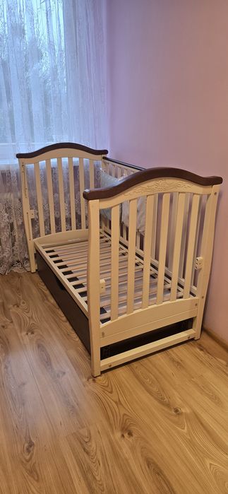Дитяче деревяне ліжко гойдалка з матрасом Верес 120 х 60 см