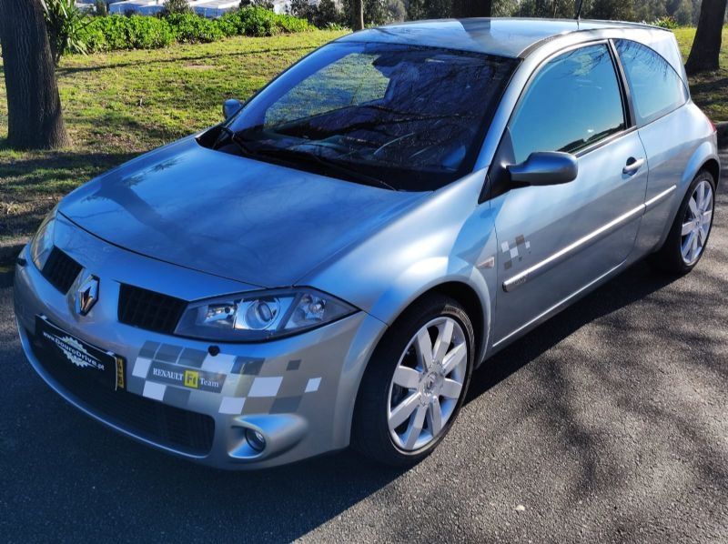 Renault Megane RS 2.0i Turbo NACIONAL