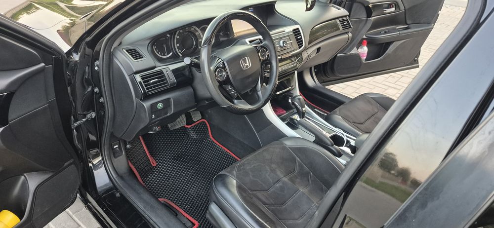 Продам Honda Accord