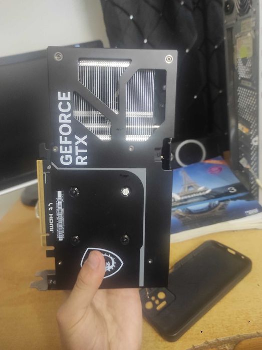 Zamienię za iphone rtx 5060ti ventus 2x oc plus  16gb