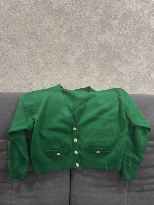 Тепла коротка кофта с- м