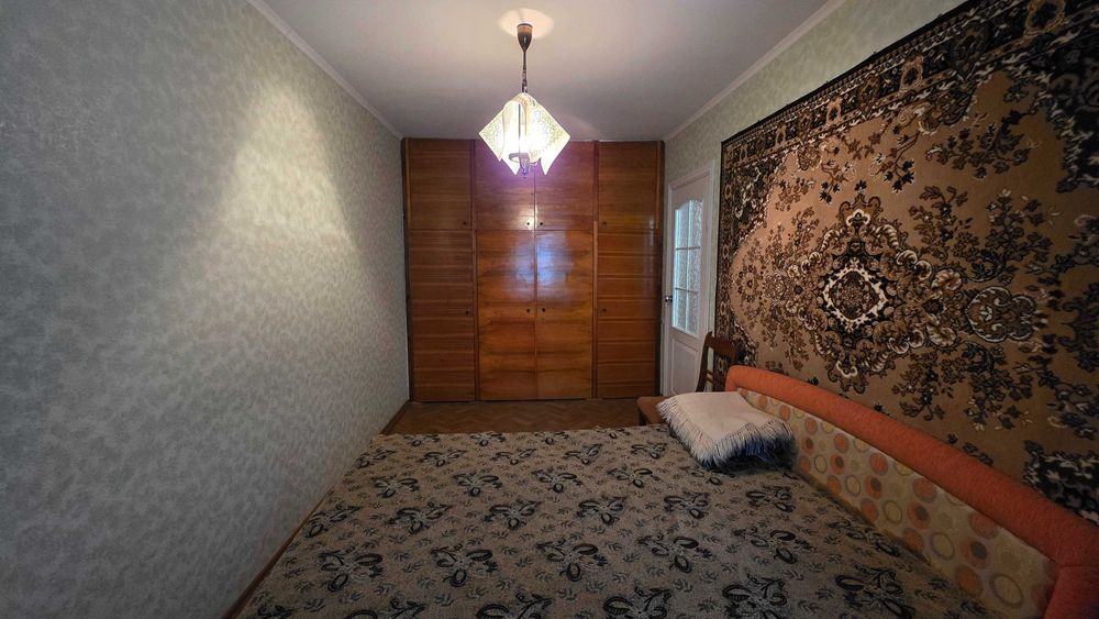 Продаю 3 кімнатну квартиру 63 м.кв., Центр, вул. Шосейна