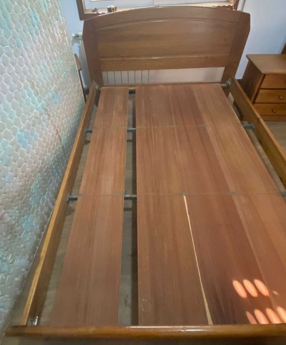 Cama robusta madeira de pinho maciça