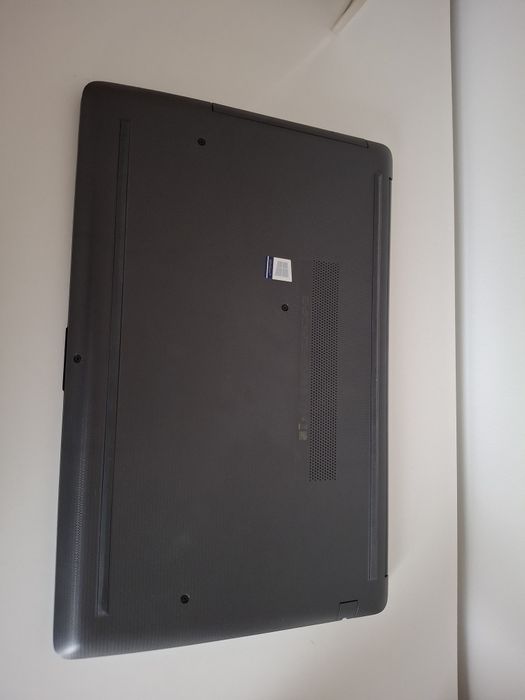 Portátil HP 250 G7 i5 8th gen 16gb RAM