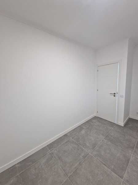 Aplicação de Pladur, Tectos falsos, divisórias em pladur e Pintura.