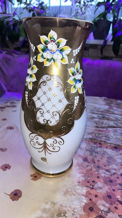 Продам вазы с Богемского стекла новые