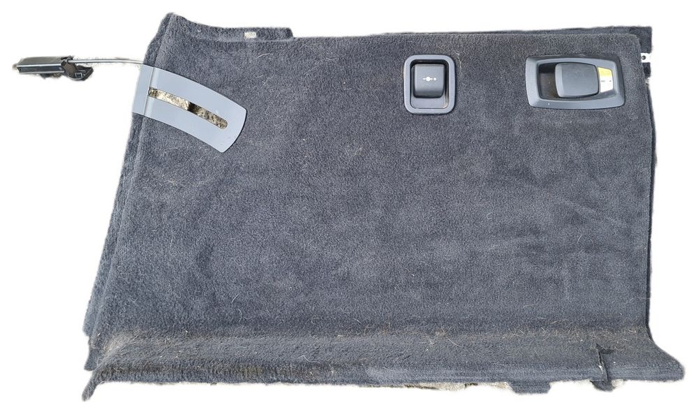 Tapicerka boczek bagażnika prawy BMW F11 kombi 9168496