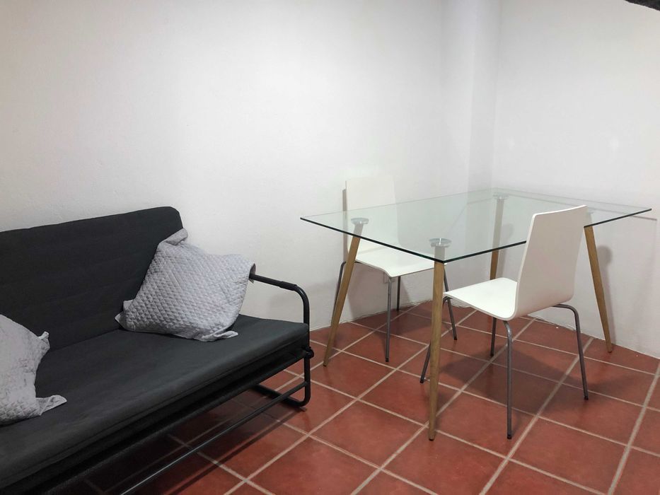 Arrenda-se T1 muito próximo do pólo principal da UBI e do pelourinho,