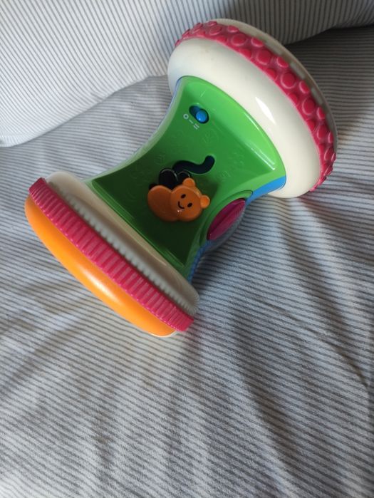 Brinquedo interativo com música Chicco