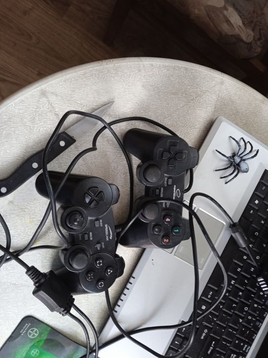 Dwa pady do PlayStation 1 2 pad