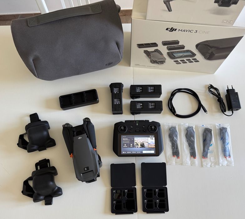 DJI Mavic 3 Cine Premium Combo