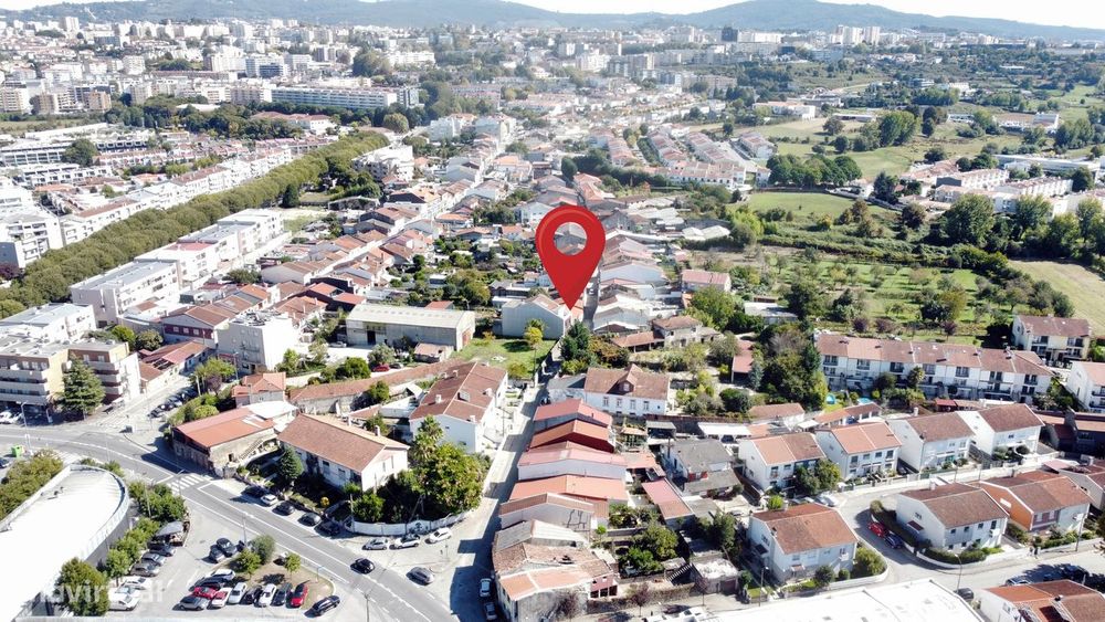 Lote para construção de moradia ou apartamentos em Real - Braga