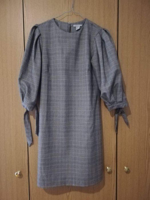 vestido xadrez com manga em balão