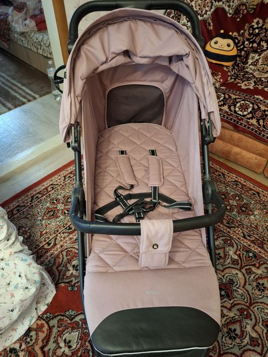 Продам коляску Carrello Bravo