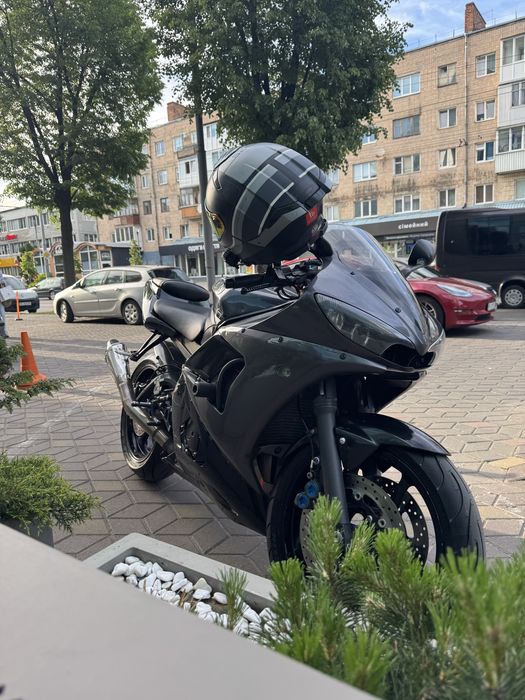 Продам Yamaha YZF R6