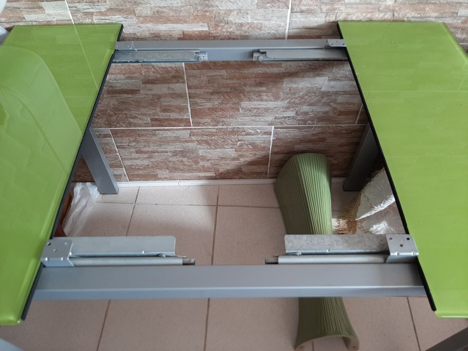 Mesa de vidro extensível