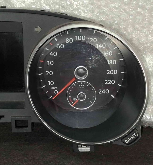 Quadrante / Painel de Instrumentos 5K0920870E - VW GOLF VI