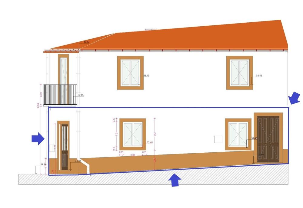 Apartamento T1 em Remodelação Total no Centro Histórico de Torres Nova