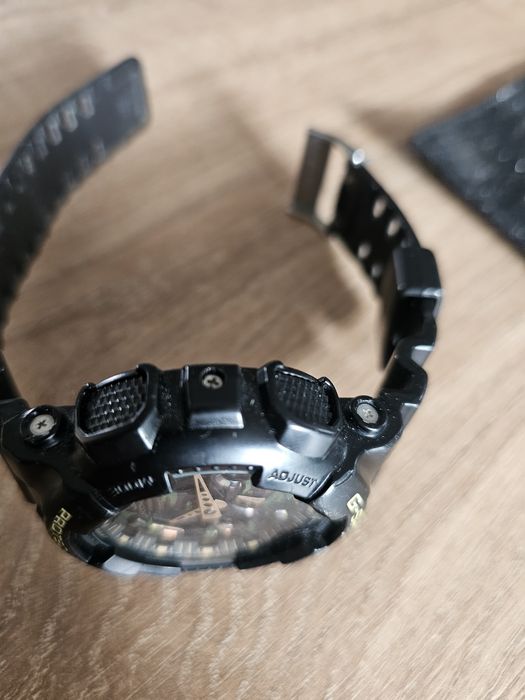 Sprzedam zegarek Casio GA 100 CF