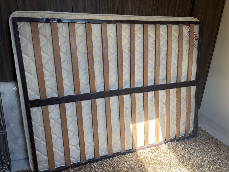 Estrado cama  de casal