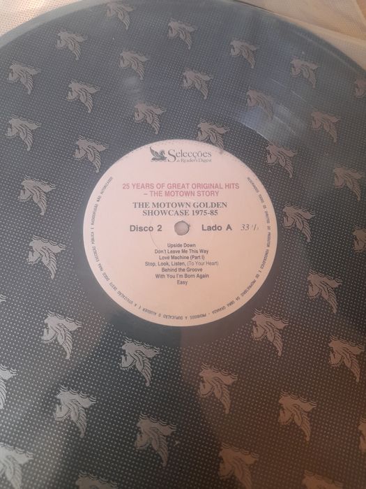 Disco de vinil com caixa