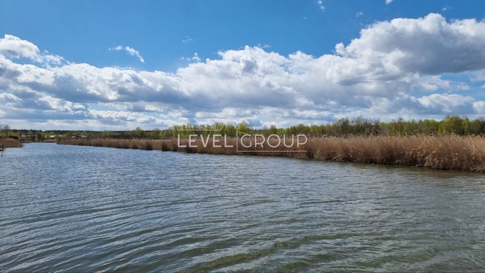 Продаж сучасного будинку у клубному містечку в Козині, вихід до води