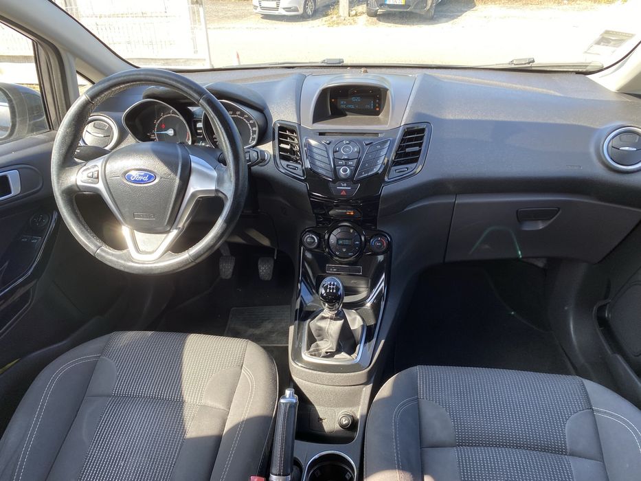Ford Fiesta — fotografia 12