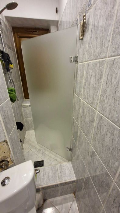 Parawan, drzwi prysznicowe szklane